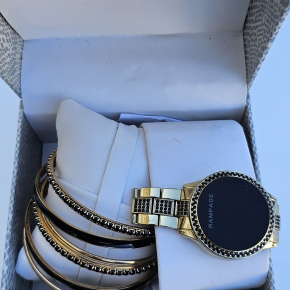 Stylish Gray Woman Watch With Box - Picture 3 of 5